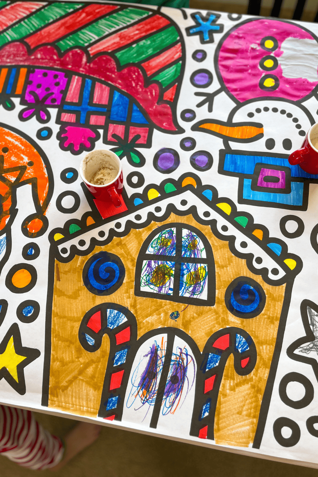 Giant Christmas Coloring Banner - Friends Art Lab