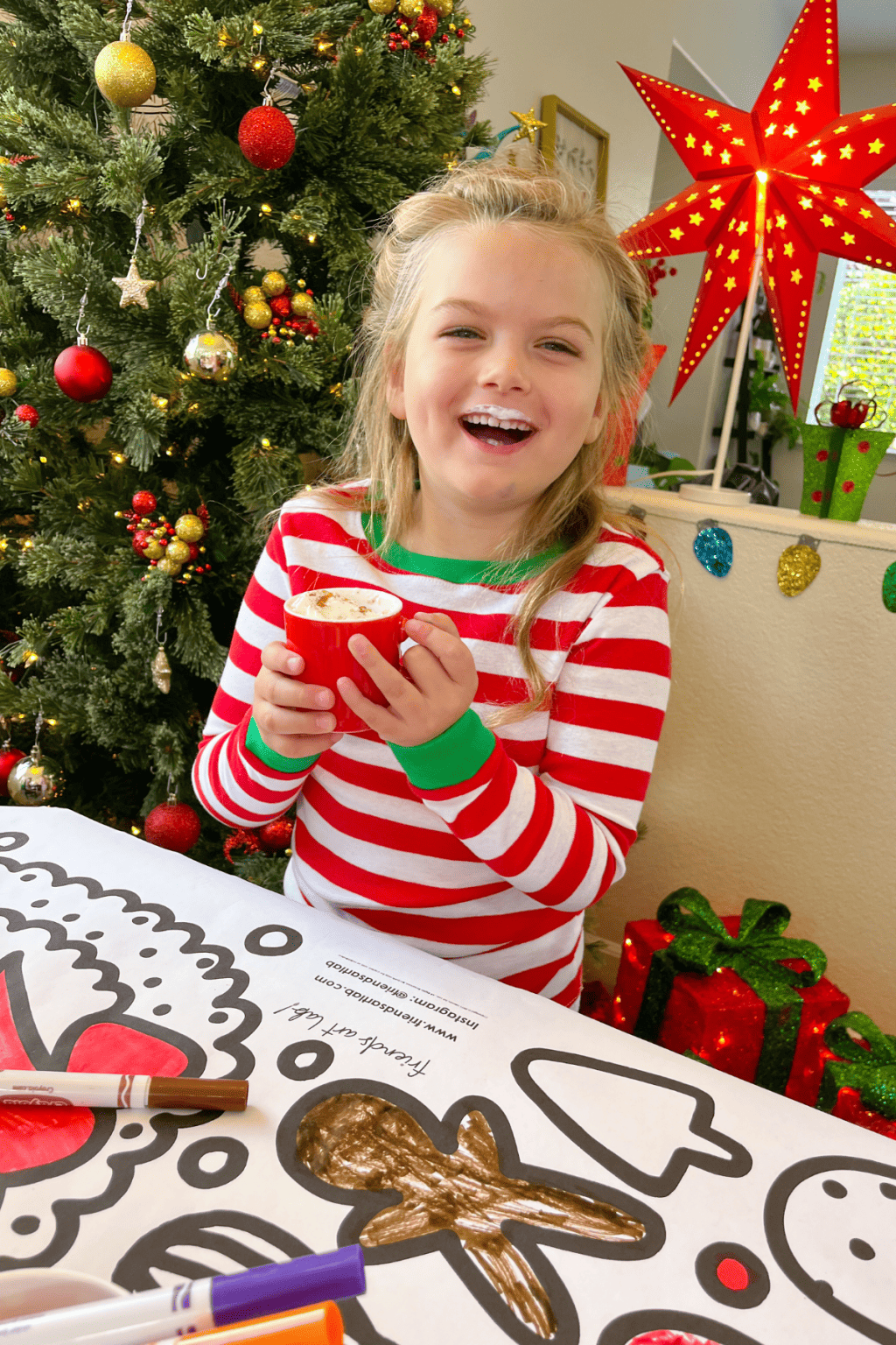 Giant Christmas Coloring Banner - Friends Art Lab